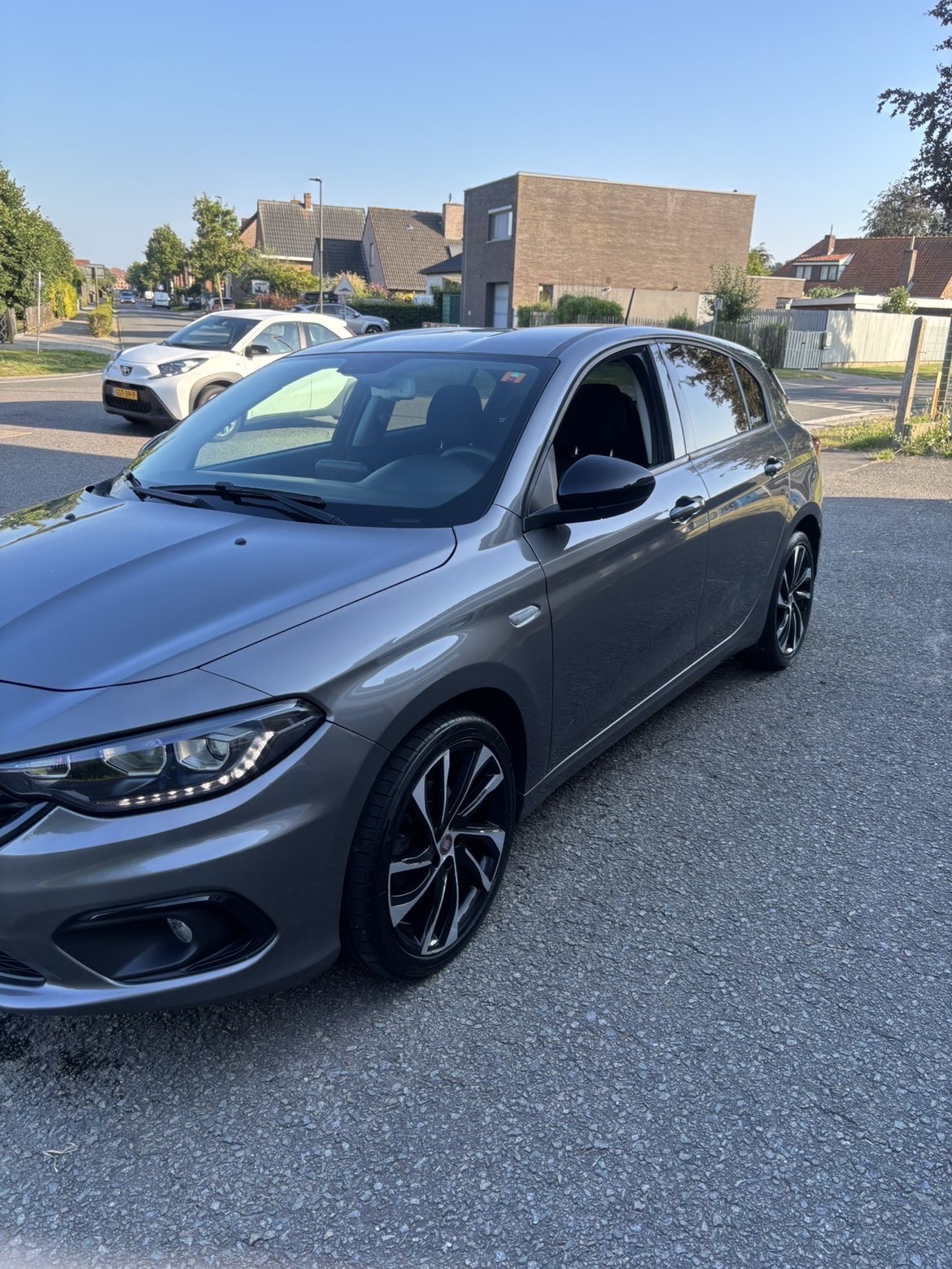 Buitenkant van de Fiat Tipo